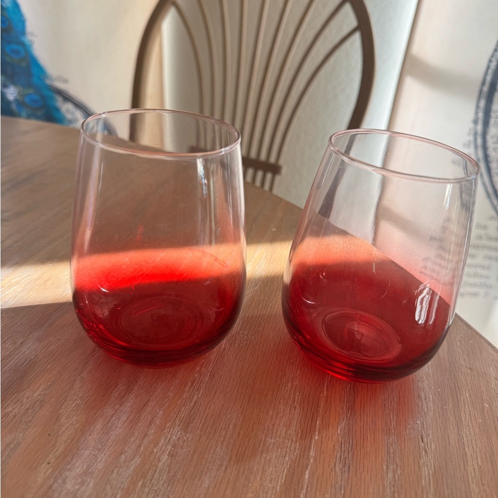 Set 2 red stemless wine glassses